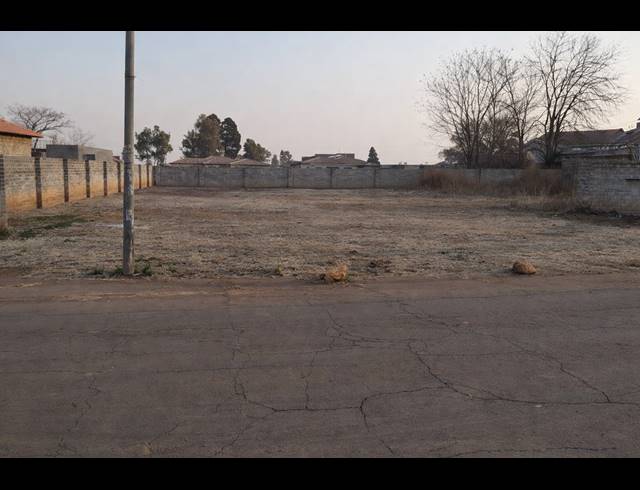 1,093M² VACANT LAND FOR SALE IN MEYERTON PARK